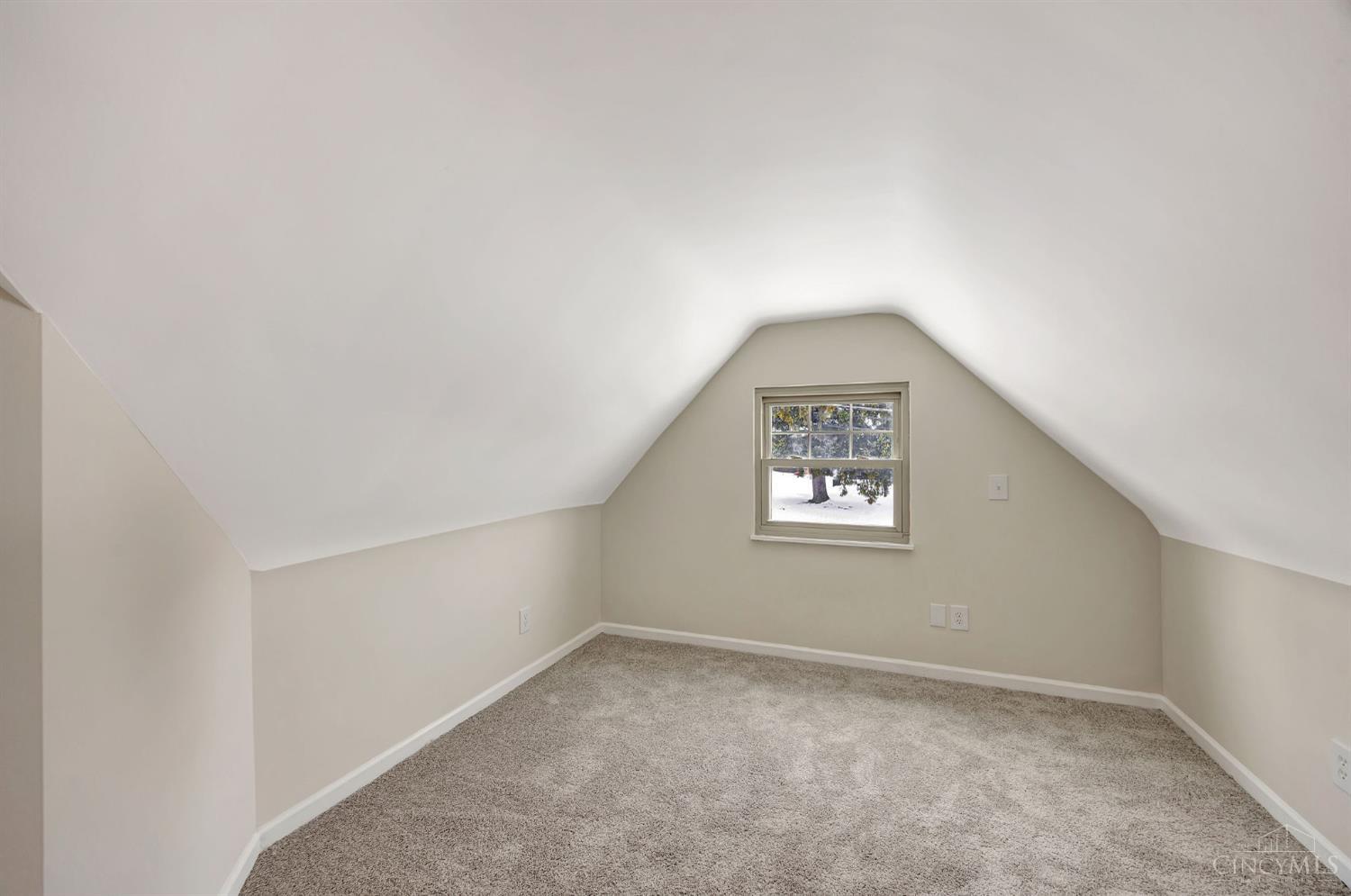 5430 Vogel Road Cincinnati, OH 45239 - Photo 33 of 52 Gallery Image 33