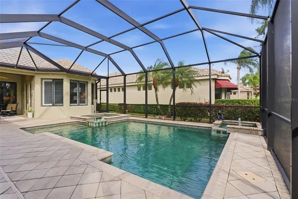 $965,000 | 8832 Enclave Court, Sarasota, FL 34238