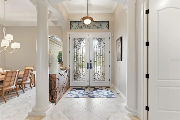 $965,000 | 8832 Enclave Court, Sarasota, FL 34238