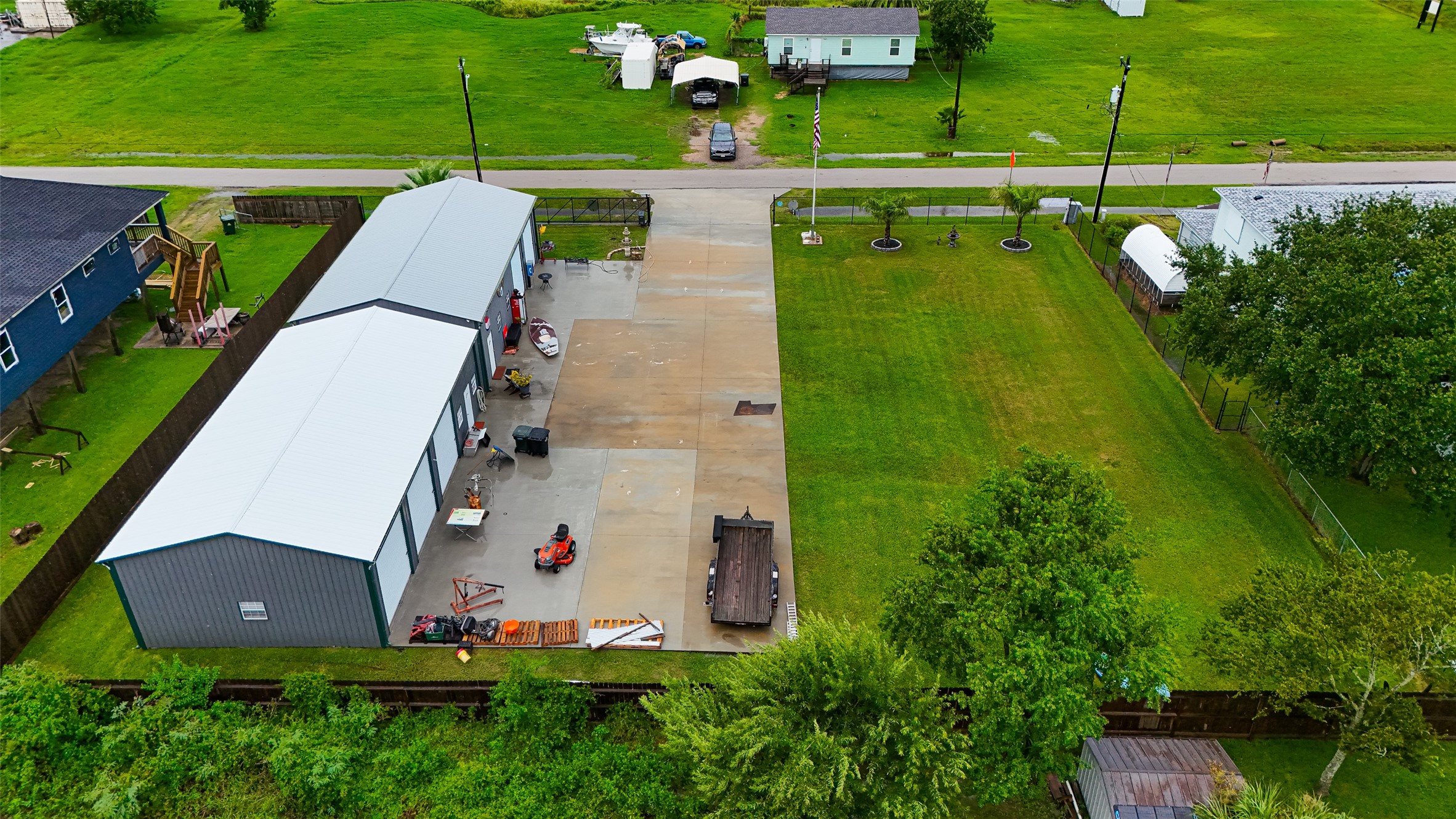 215 22nd Street Dickinson, TX 77539 - Photo 8 of 12