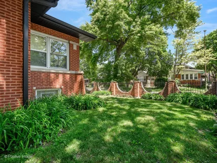 $850,000 | 5002 North Central Park Avenue, Chicago, IL 60625