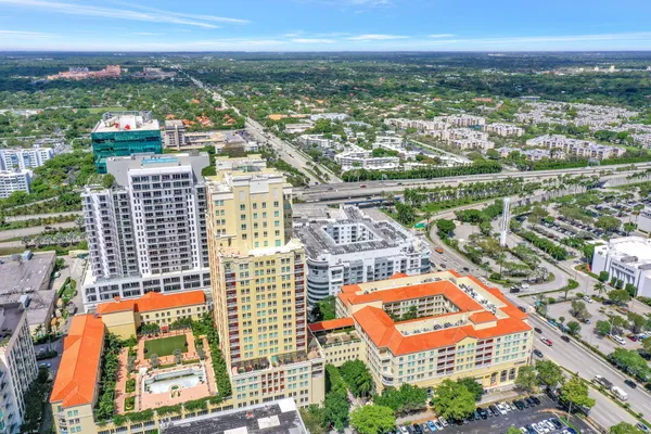 $465,000 | 7350 Southwest 89th Street, Unit 2102S, Miami, FL 33156