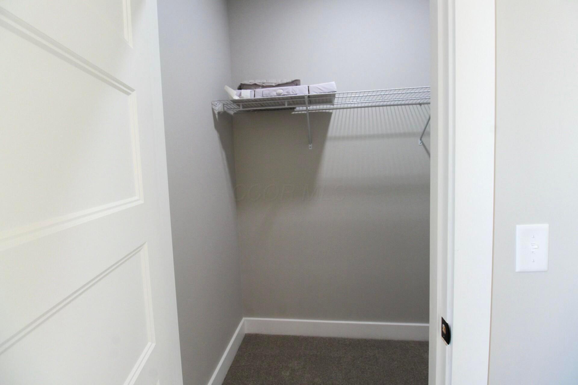 2552 Clearcreek Road Southwest Lancaster, OH 43130 - Photo 58 of 84 walk in closet