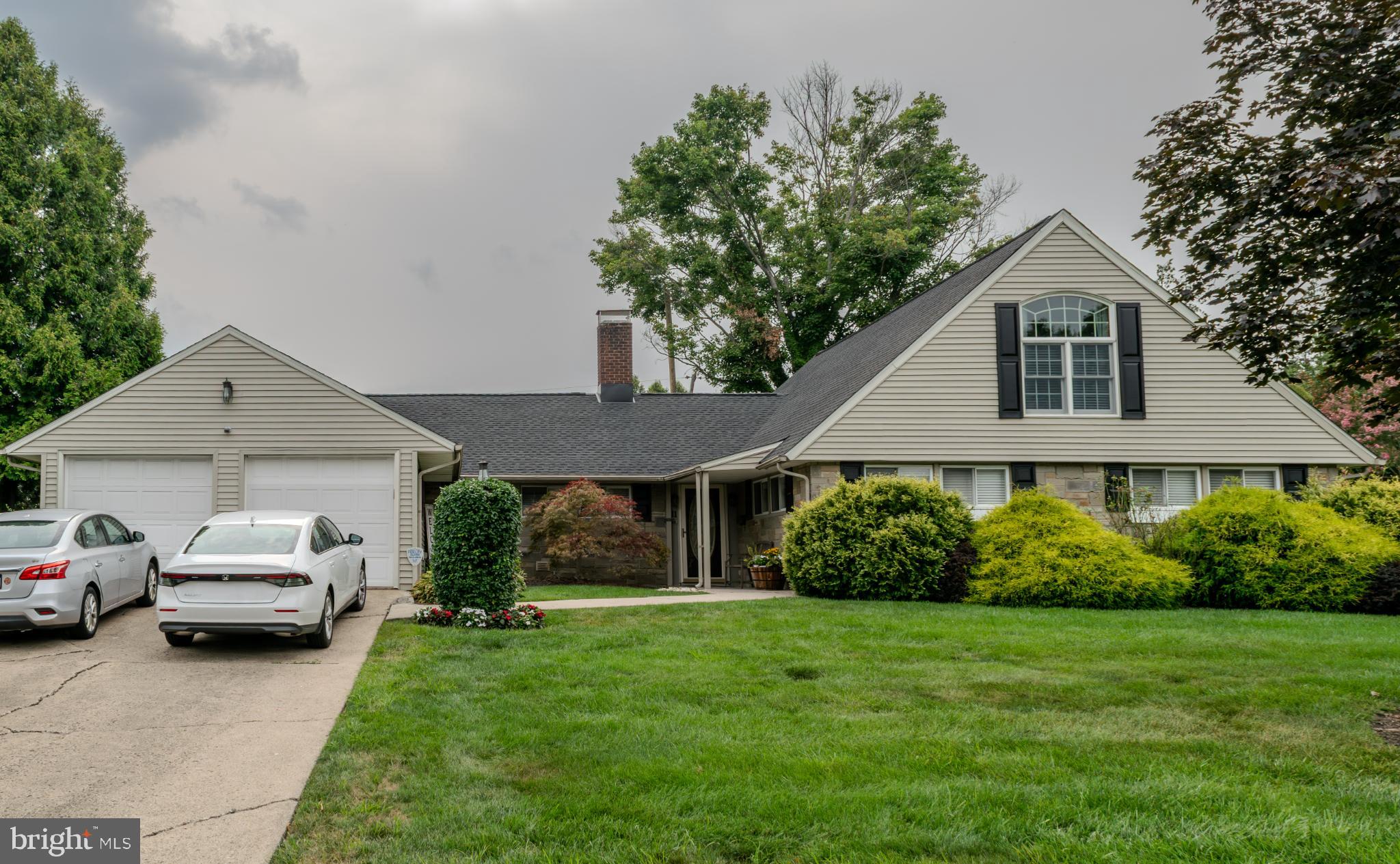 11 Fieldstone Road Levittown, PA 19056 - Photo 1 of 35 Gallery Image 1