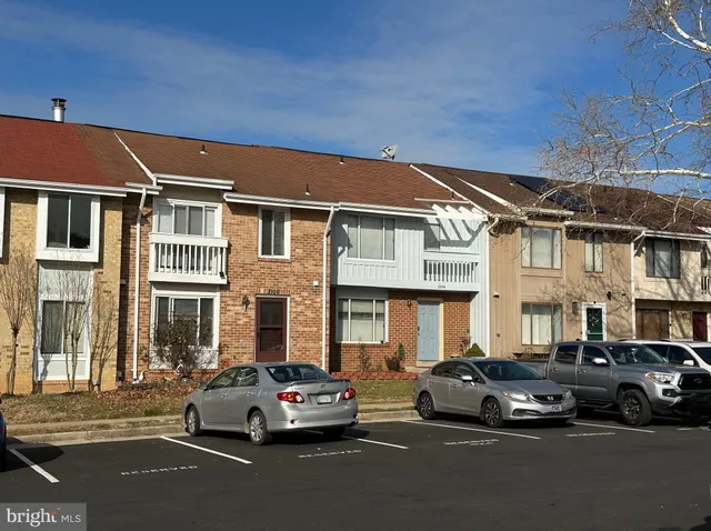 $495,000 | 2104 Berger Place, Herndon, VA 20170