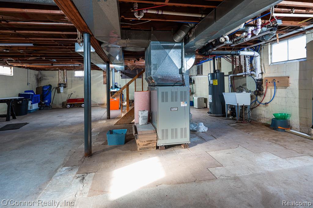 10496 Yale Road Avoca, MI 48006 - Photo 15 of 19 Gallery Image 15
