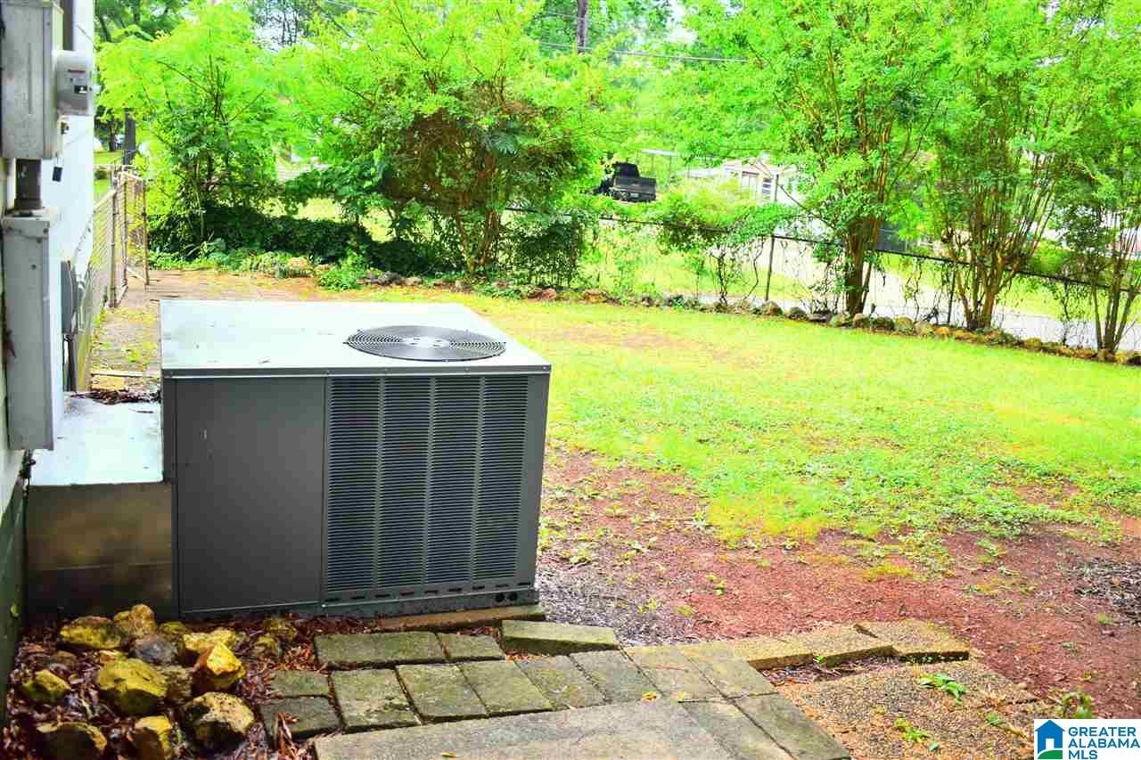 900 Cherry Street Talladega, AL 35160 - Photo 6 of 24