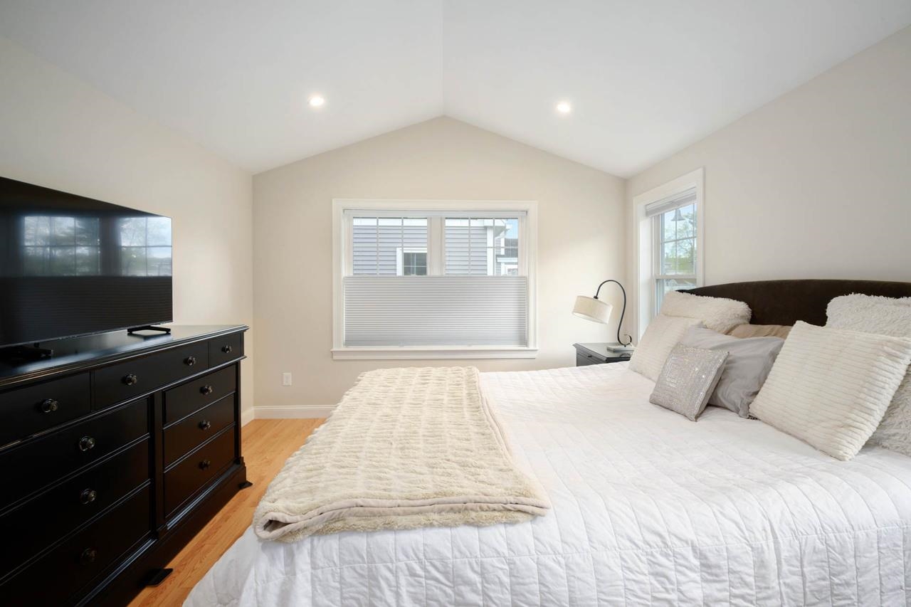 2 Sienna Drive Salem, NH 03079 - Photo 9 of 38