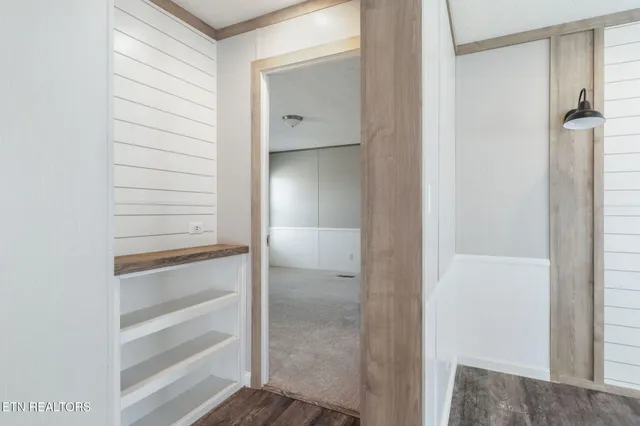 $244,999 | 324 West Boulevard, Oneida, TN 37841