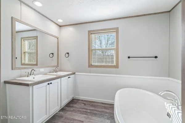 $234,999 | 324 West Boulevard, Oneida, TN 37841