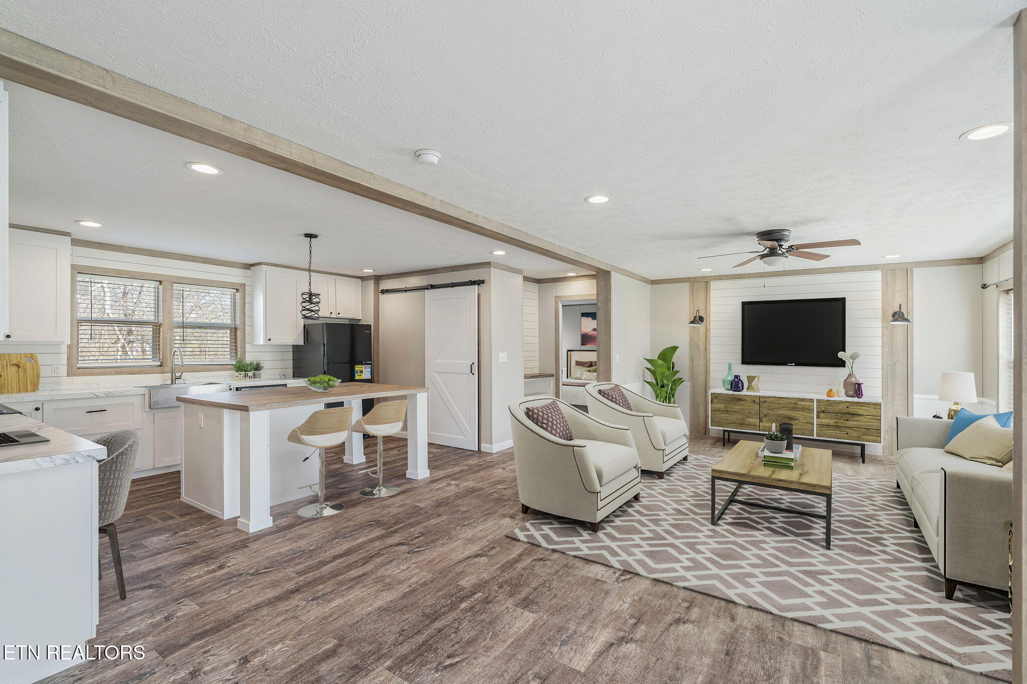 324 West Boulevard Oneida, TN 37841 - Photo 2 of 33 Open Concept Living