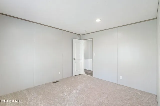 $244,999 | 324 West Boulevard, Oneida, TN 37841