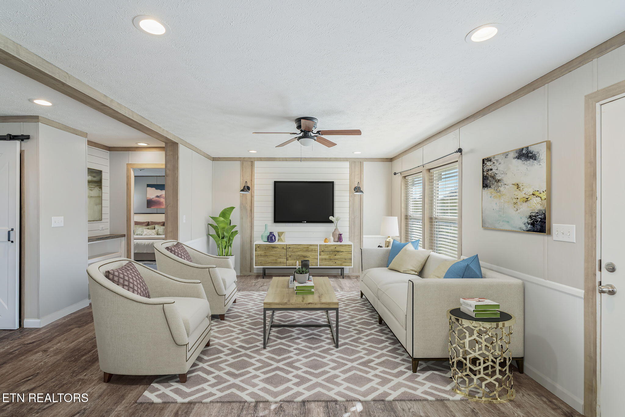 324 West Boulevard Oneida, TN 37841 - Photo 3 of 33 Living Room with Virtual Staging