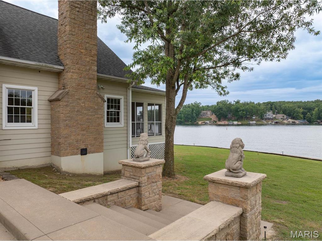2041 Compass Circle Perryville, MO 63775 - Photo 6 of 60