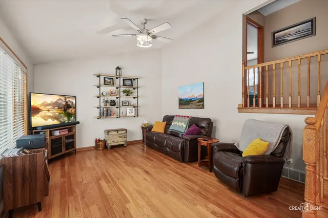 $400,000 | 326 West Morris Avenue, Lombard, IL 60148