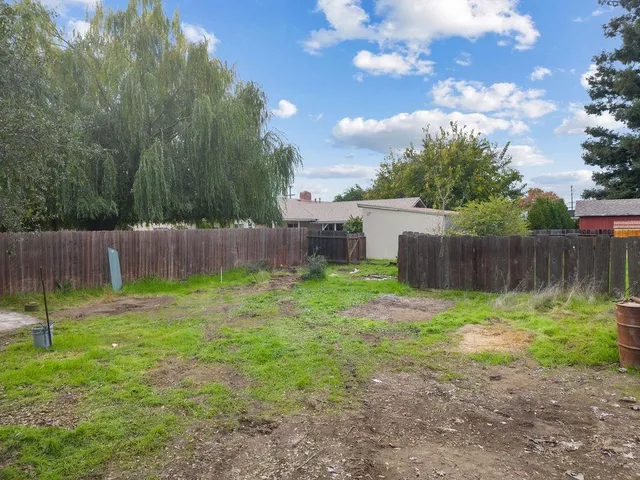 $345,000 | 1223 Poplar Street, Oakdale, CA 95361