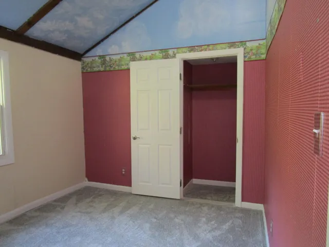 $199,900 | 590 West Paris Road, Greenwood, ME 04255