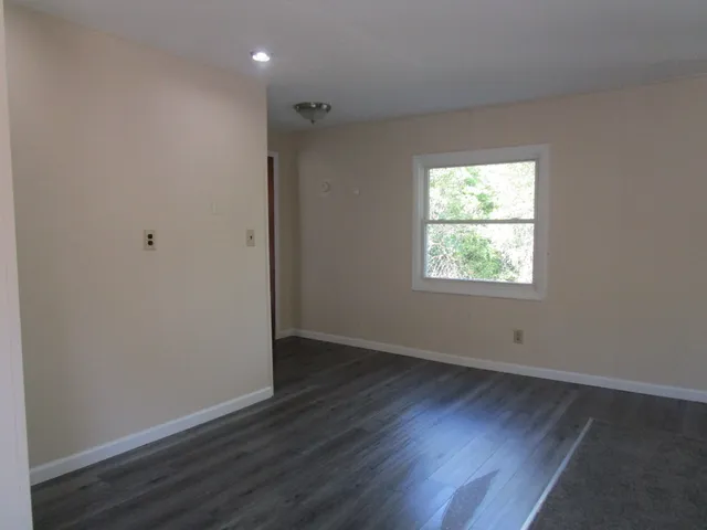 $199,900 | 590 West Paris Road, Greenwood, ME 04255