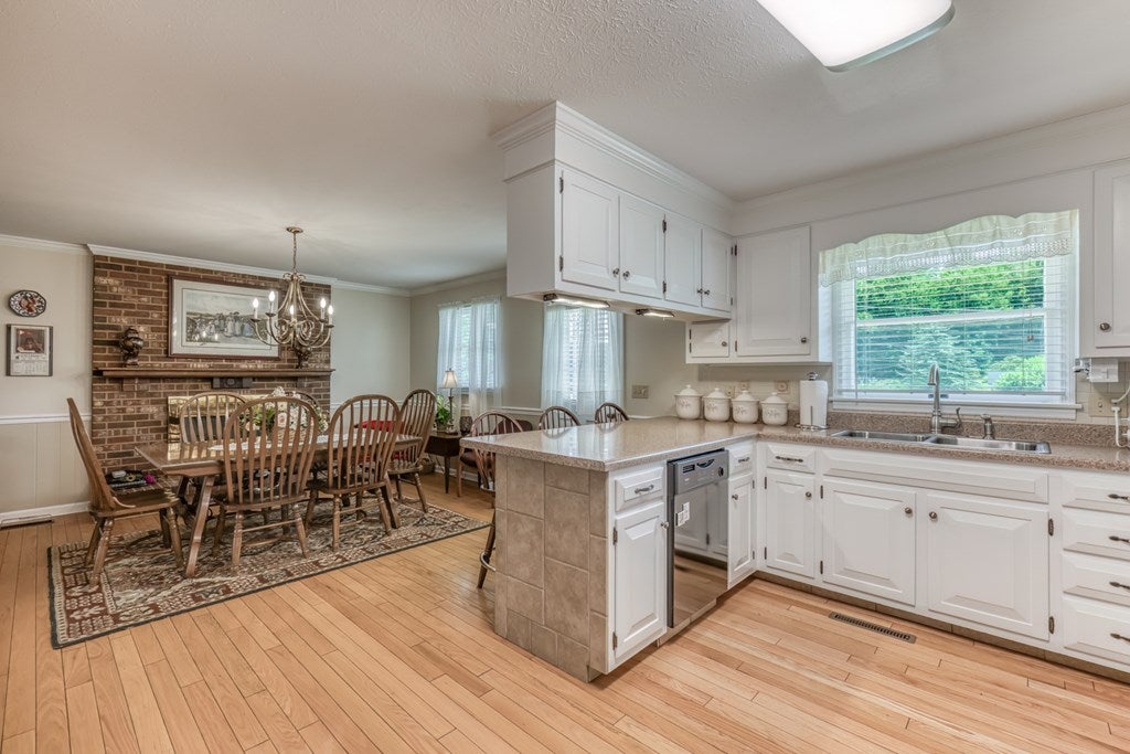 19166 Stone Mountain Road Abingdon, VA 24210 - Photo 15 of 63 Gallery Image 15