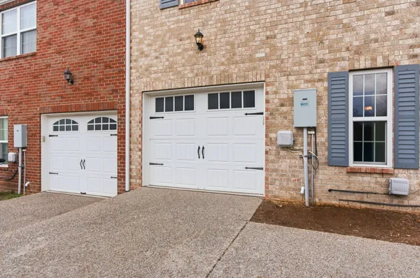 a house view with a outdoor space