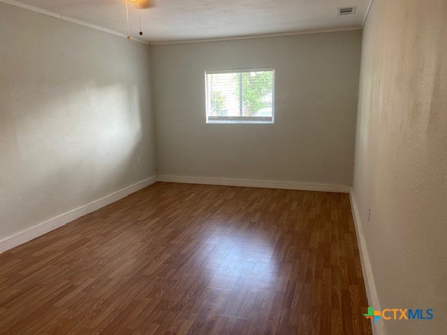 106 Huff Street Luling, TX 78648 - Photo 7 of 10