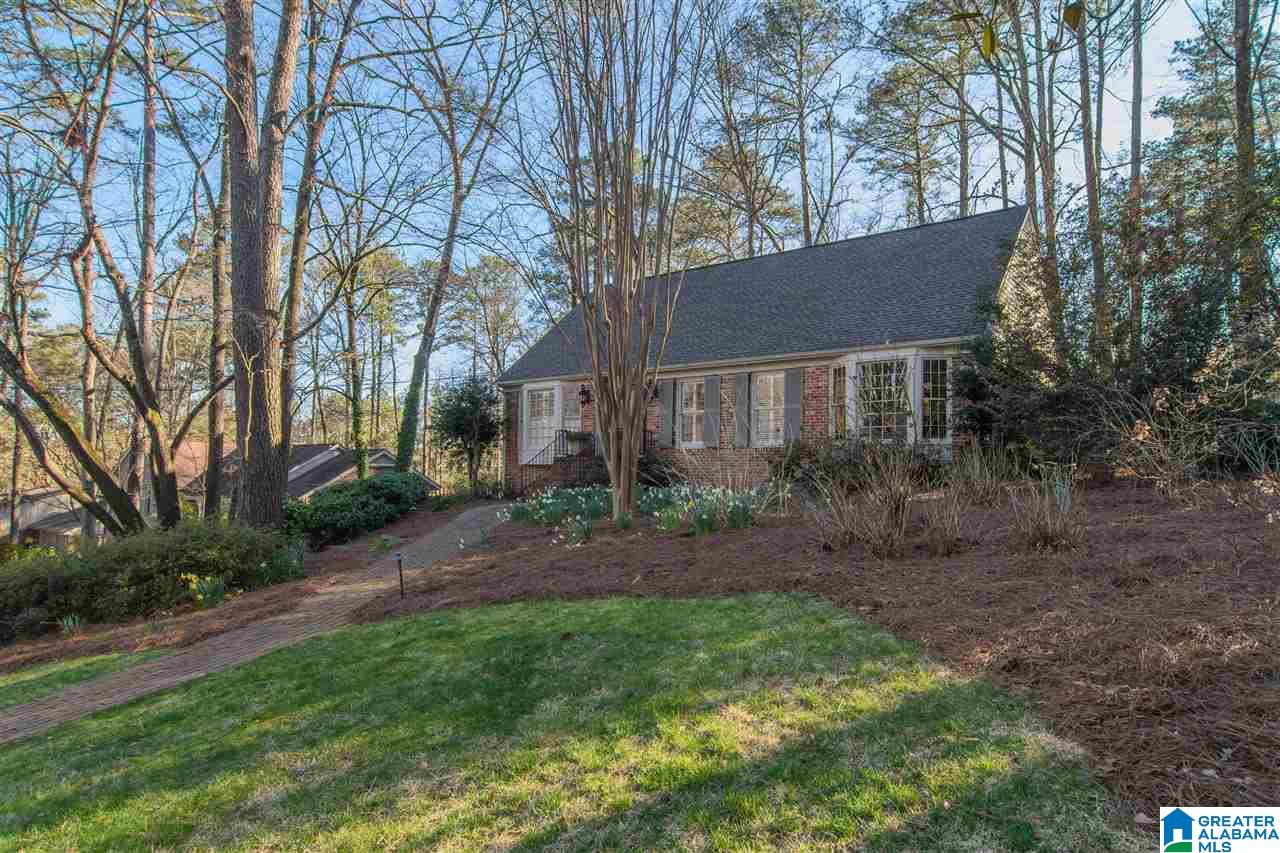 3412 River Bend Road Birmingham, AL 35243 - Photo 2 of 36