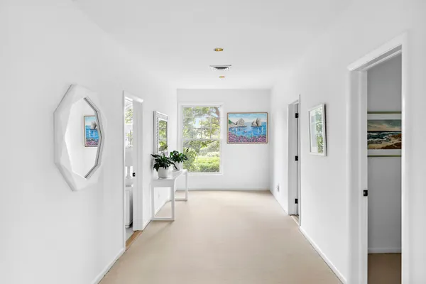 $187,500 | 289 South South Main Street, Southampton, NY 11968