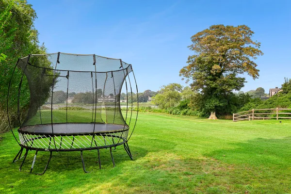 $187,500 | 289 South South Main Street, Southampton, NY 11968