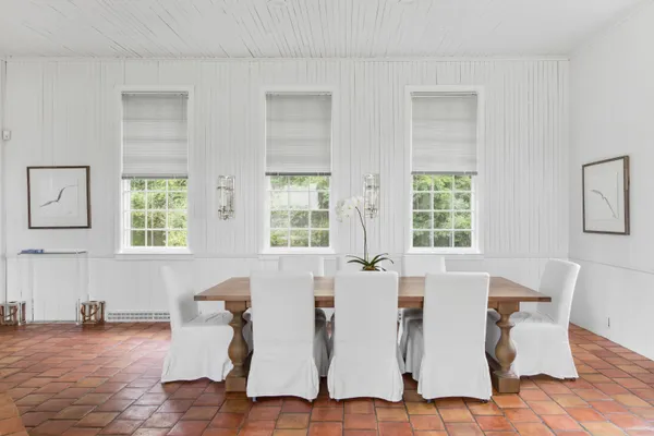 $187,500 | 289 South South Main Street, Southampton, NY 11968