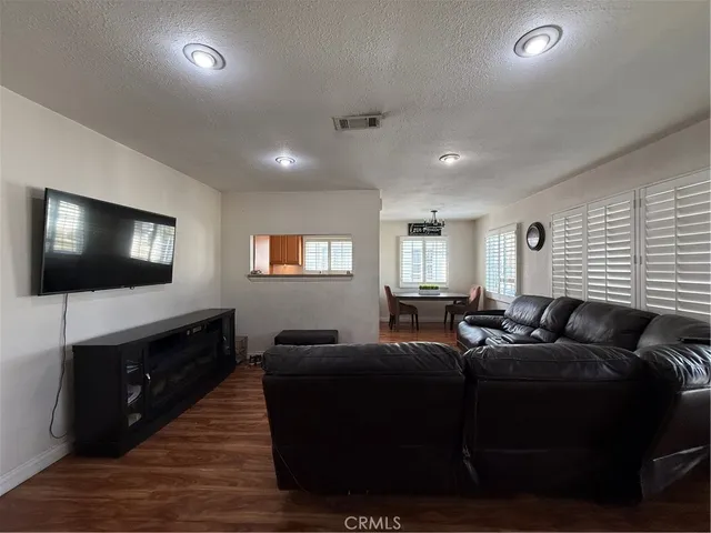 $636,799 | 1418 West 134th Street, Compton, CA 90222