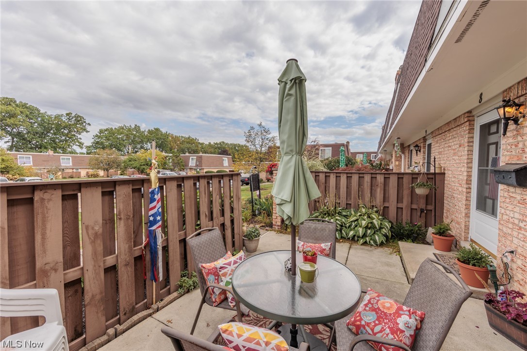 6476 State Road, Unit H8 Cleveland, OH 44134 - Photo 6 of 35 View of patio / terrace