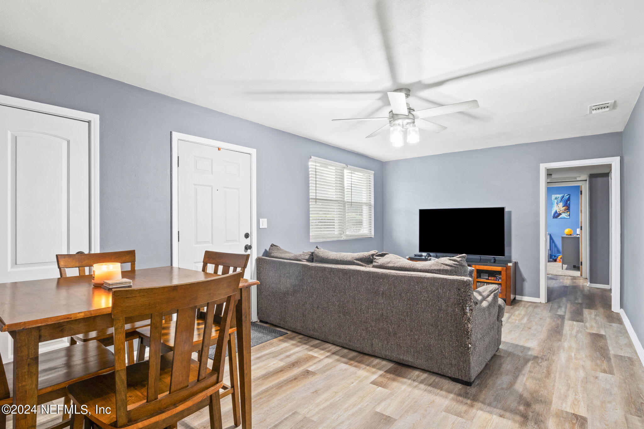 1162 Gunka Road Jacksonville, FL 32216 - Photo 4 of 21 4-web-or-mls-IMG_4295