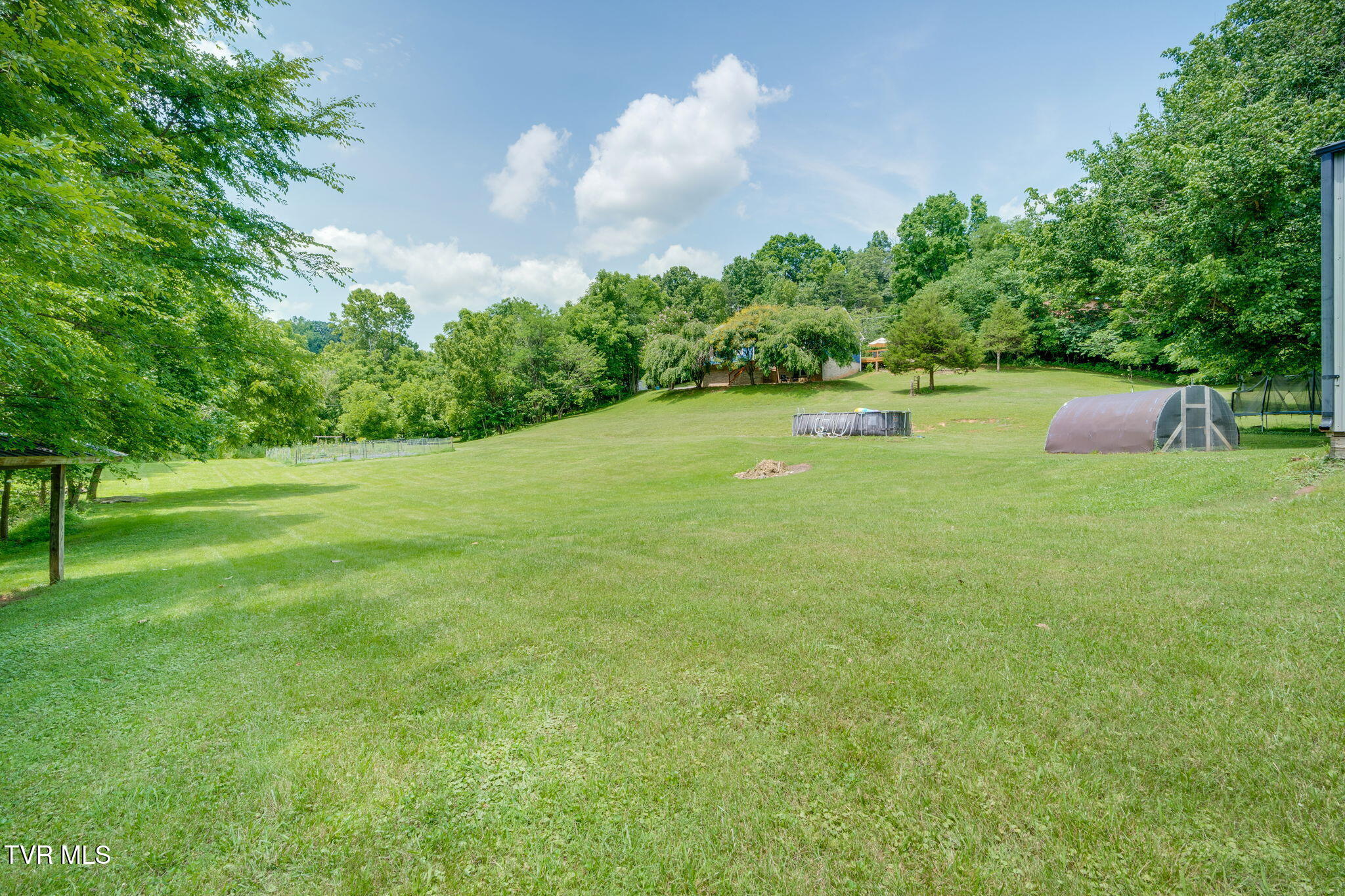 2937 Forest View Road Kingsport, TN 37660 - Photo 39 of 52 038