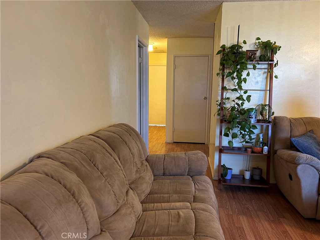 10232 Tanforan Drive Riverside, CA 92503 - Photo 14 of 29