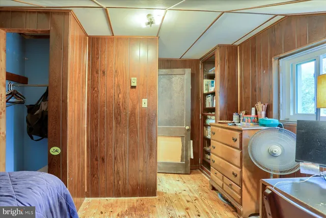 a view of a storage & utility room