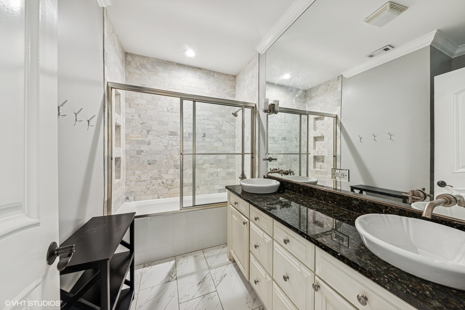 8610 Steeple Court Spring Grove, IL 60081 - Photo 15 of 29