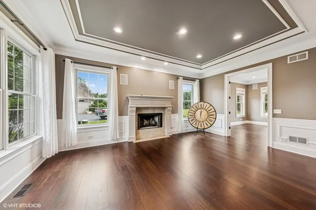 $869,999 | 8610 Steeple Court, Spring Grove, IL 60081