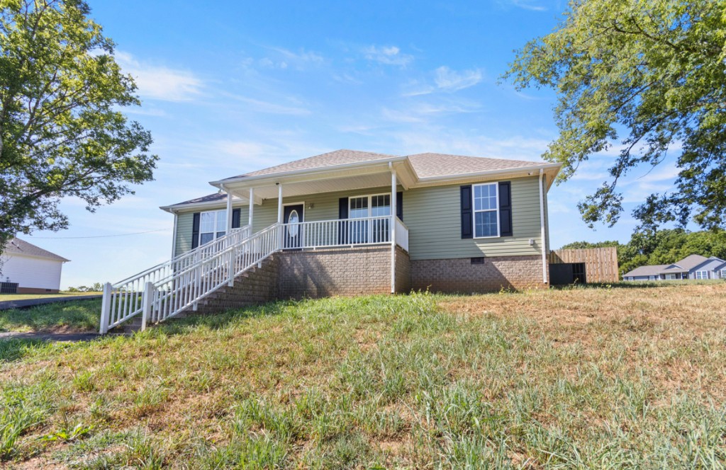 94 McLemore Road Taft, TN 38488 - Photo 1 of 33 Gallery Image 1