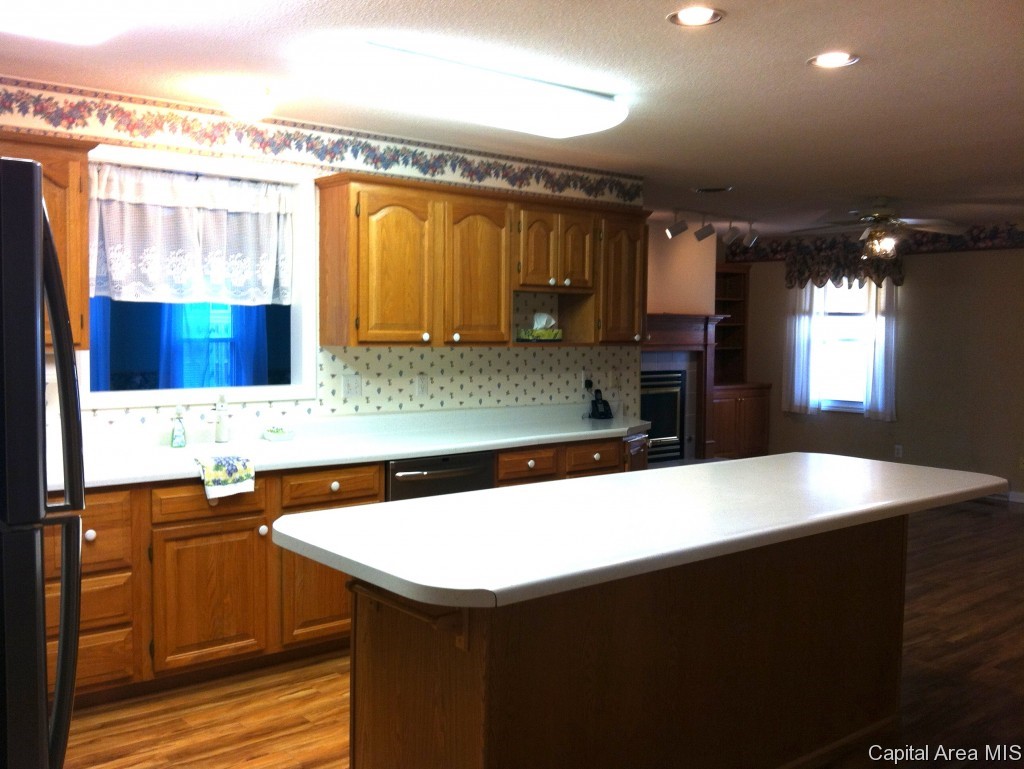 3624 Timothy Road Springfield, IL 62711 - Photo 9 of 28