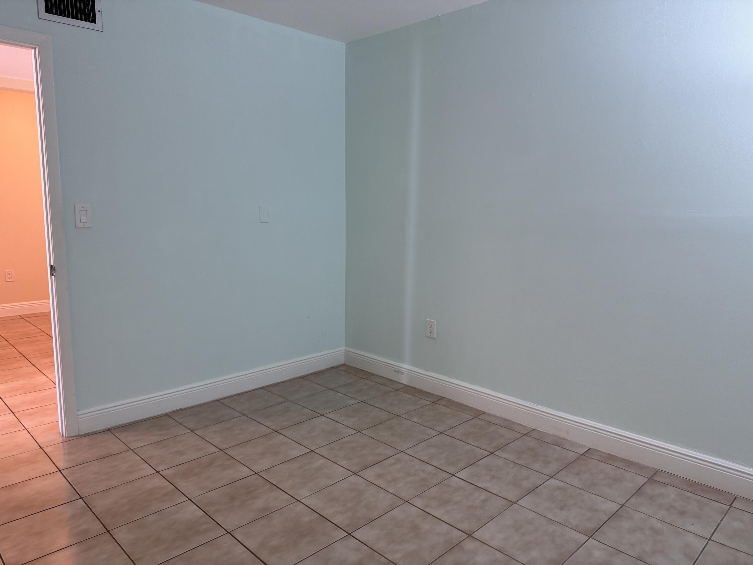 88540 Overseas Highway, Unit 203 Tavernier, FL 33070 - Photo 16 of 35 IMG_8076