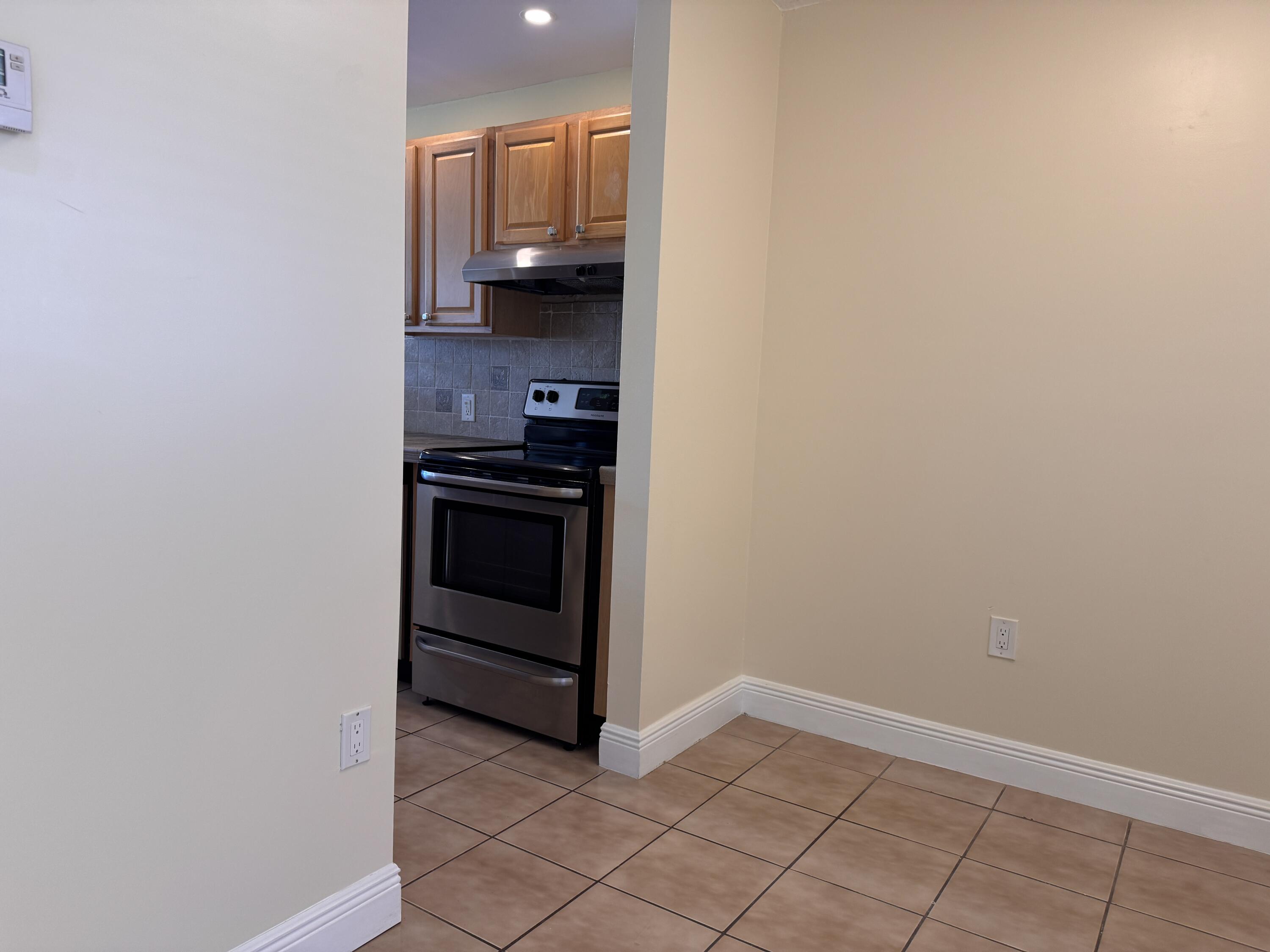 88540 Overseas Highway, Unit 203 Tavernier, FL 33070 - Photo 21 of 35 IMG_8081