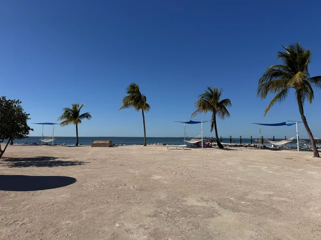 $3,500 | 88540 Overseas Highway, Unit 203, Tavernier, FL 33070