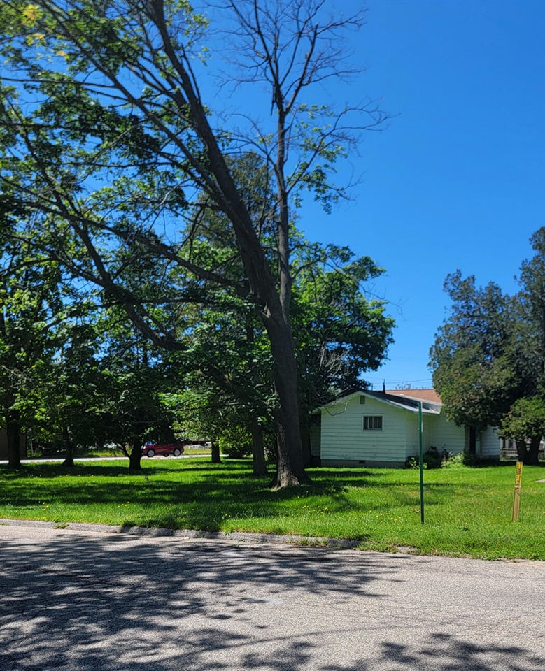 4914 Main Street Onekama, MI 49675 - Photo 11 of 29