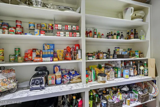 $1,549,000 | 2917 Black Jack Road, Vaughan, MS 39179