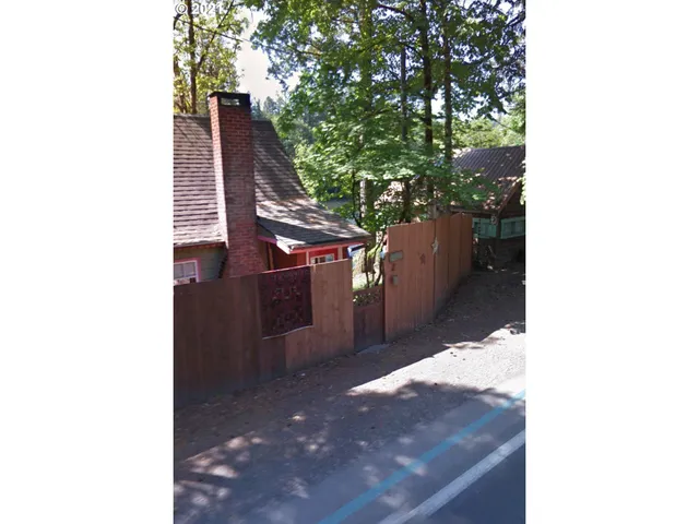 $109,000 | 49752 McKenzie Highway, Vida, OR 97488