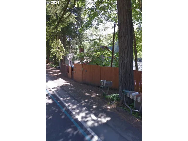 $109,000 | 49752 McKenzie Highway, Vida, OR 97488