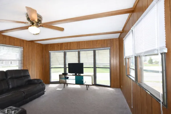 $20,000 | 873 Victory Lane, Justice, IL 60458