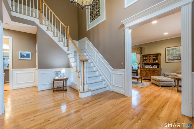 $6,000 | 17 Hallview Drive, Simsbury, CT 06070