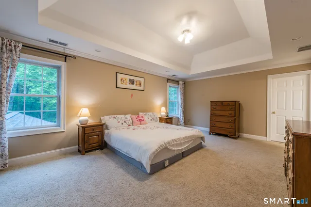 $6,000 | 17 Hallview Drive, Simsbury, CT 06070