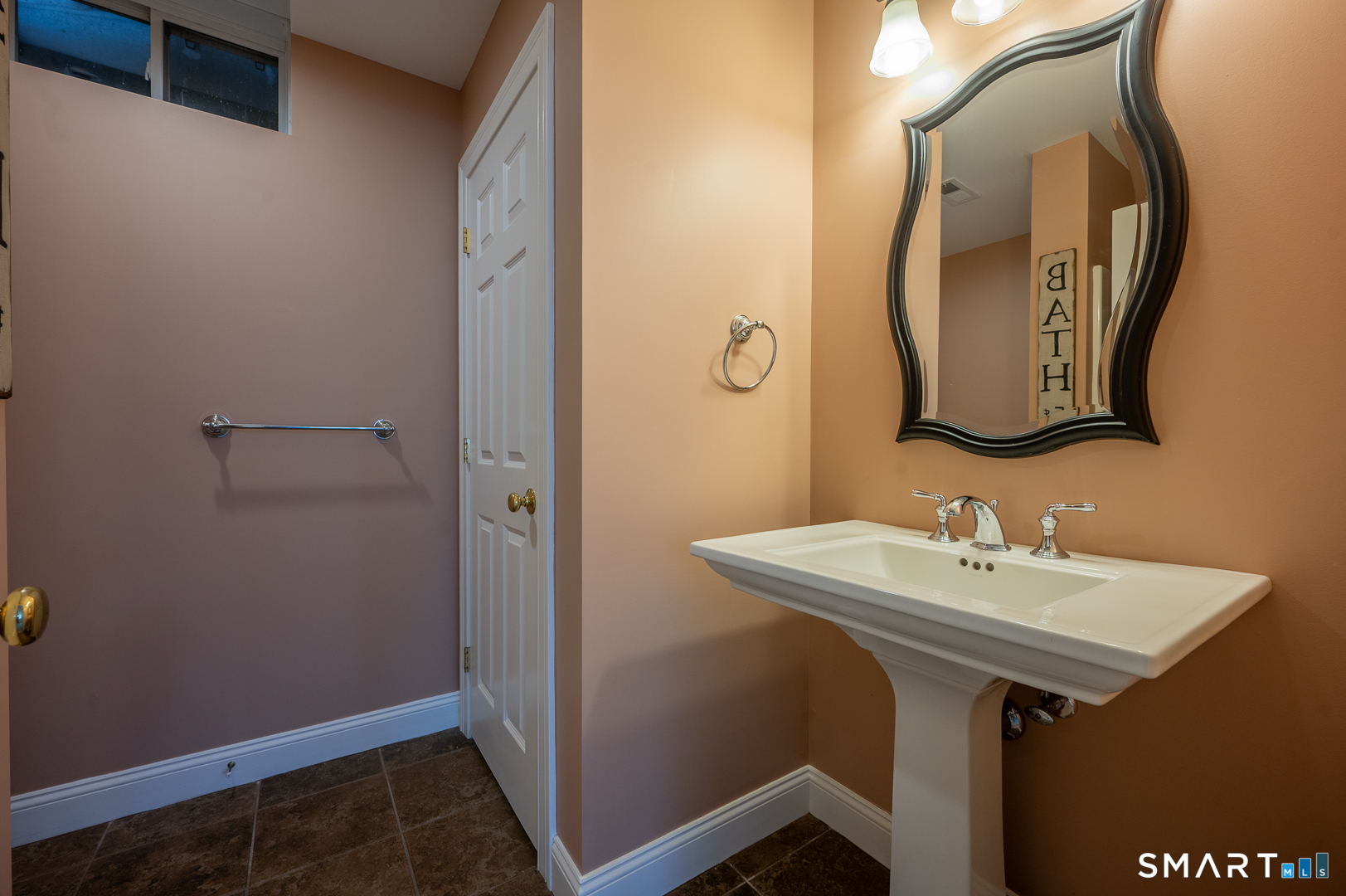 17 Hallview Drive Simsbury, CT 06070 - Photo 6 of 34